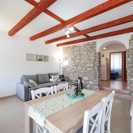 Apartament M&v